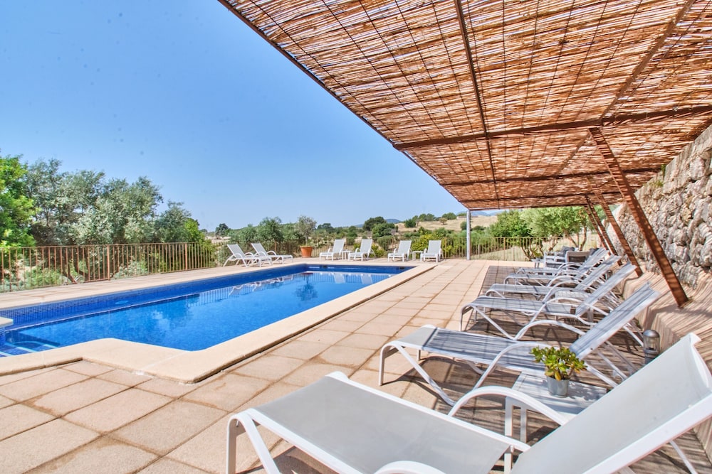 Campanet - Hotel Can Riera by CheelHotels