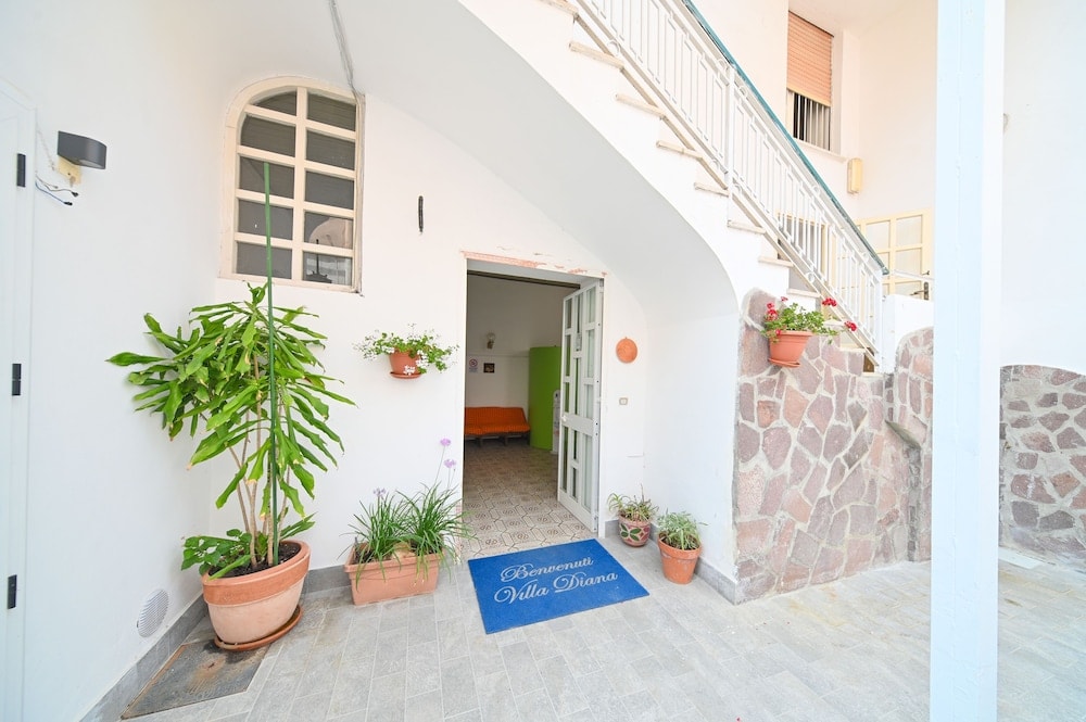 Ischia - Villa Diana - Beach & Rooms