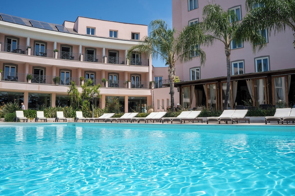 Fiumicino - Hotel Isola Sacra Rome Airport