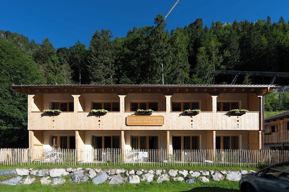 Berwang - Burgenwelt Ehrenberg Dependance 2