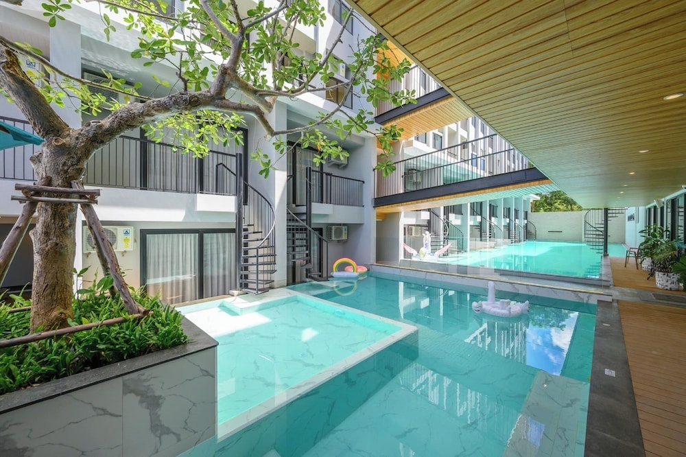 Kamala Beach - Tour De Phuket Hotel - SHA Plus