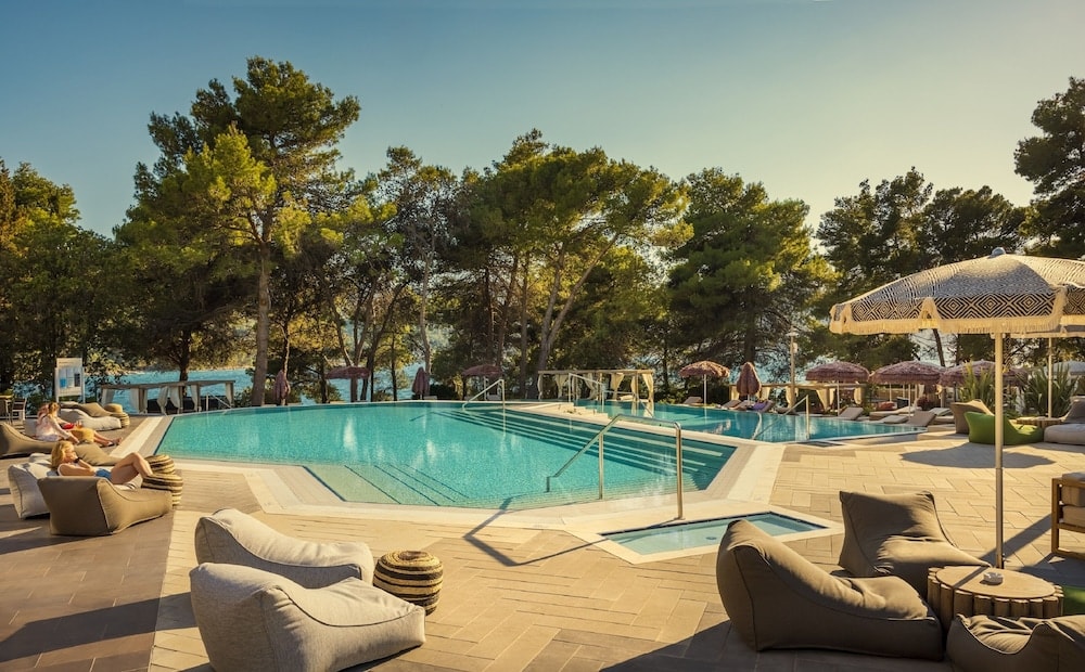 PLACES Hvar Hotel by Valamar