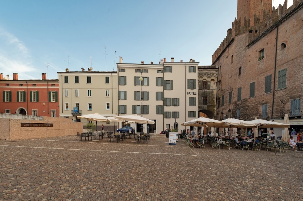 SantʼAntonio - Hotel dei Gonzaga, MantegnaHotels