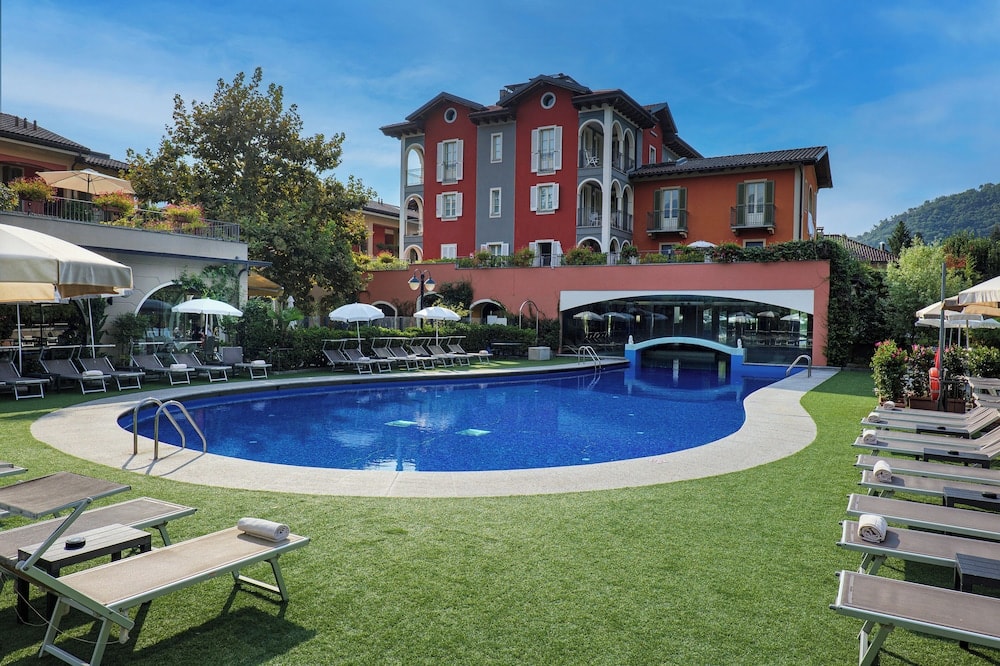 Luino - Aquazzurra Resort & Aparthotel
