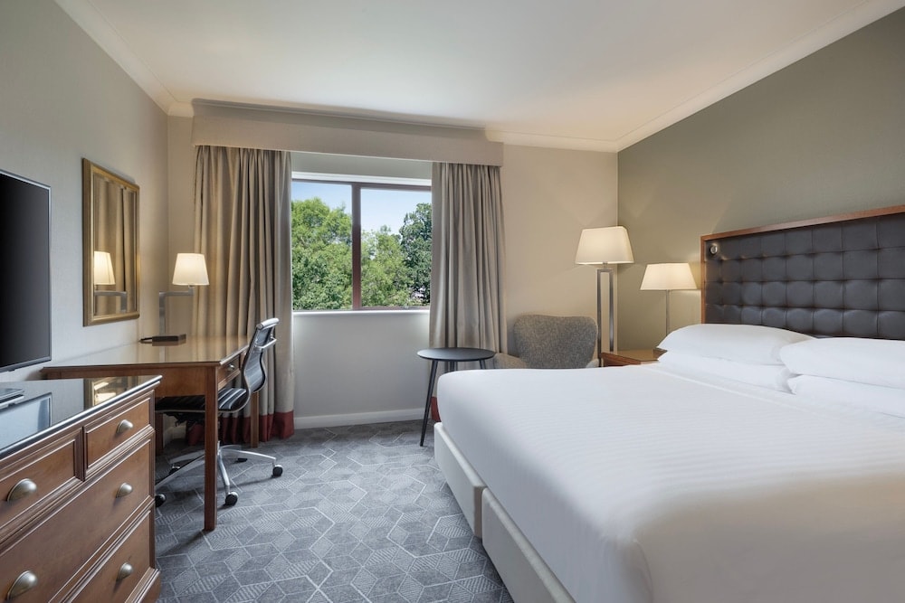 Enfield Lock - Delta Hotels by Marriott Waltham Abbey
