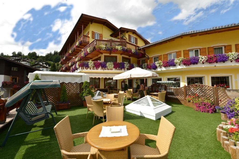 Moena - Hotel Alle Alpi