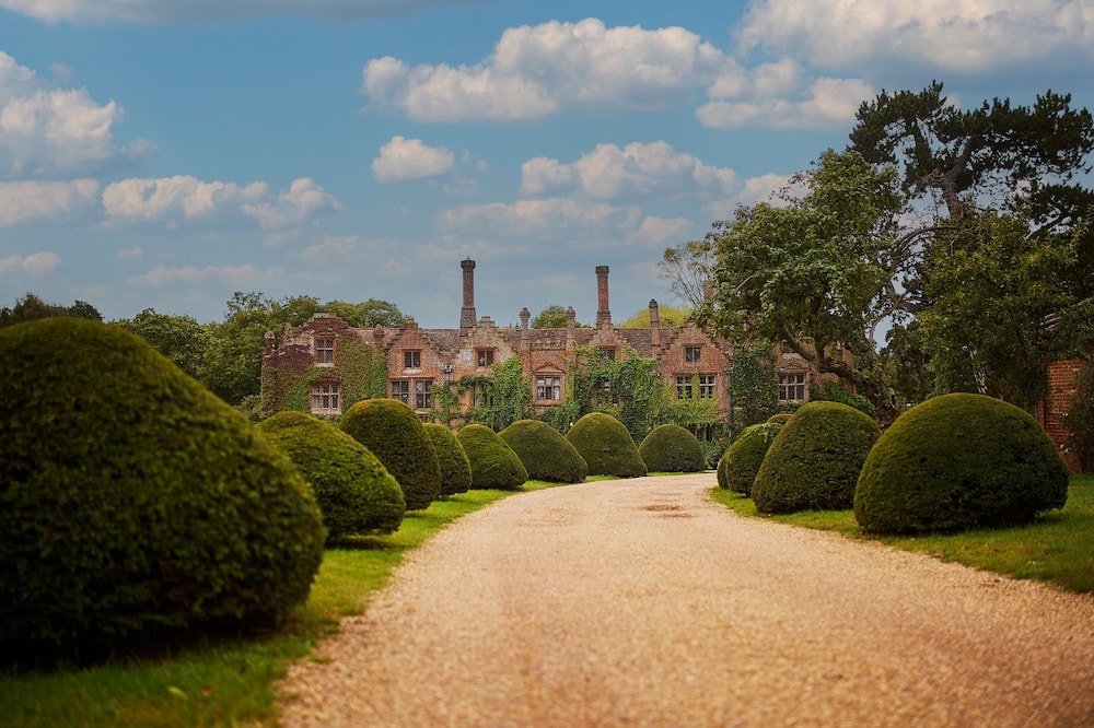 Woodbridge - Seckford Hall Hotel & Spa