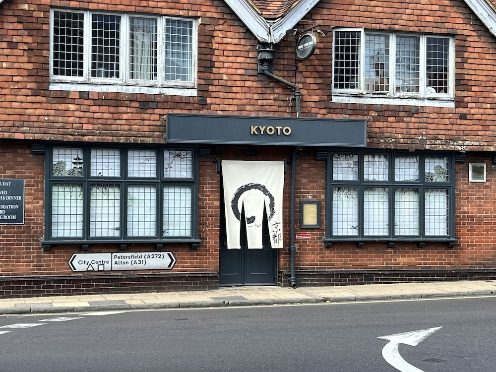 Winchester - Kyoto Rooms