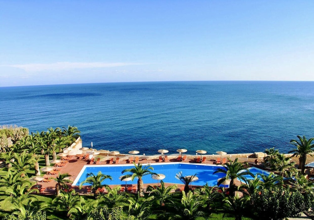 Linköping - Rethymnon stad - Europa Resort Hotel