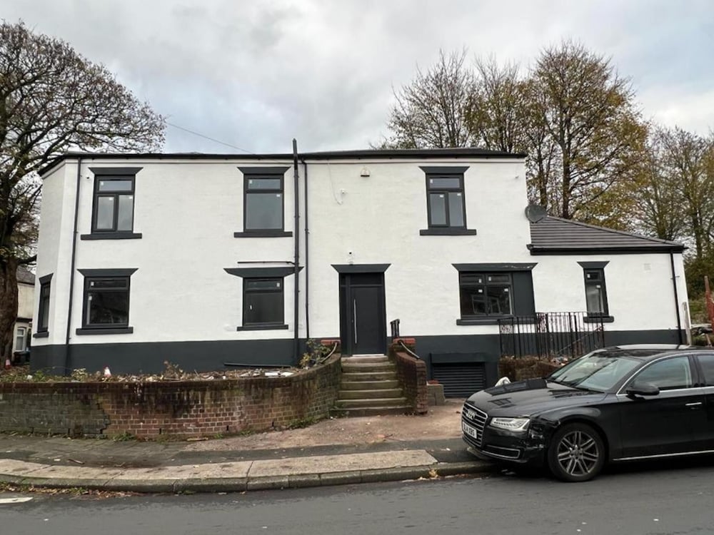 Manchester - The Pleasant House