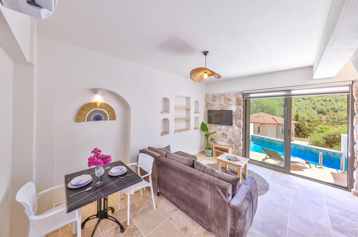 Stockholm - Kalkan - Noubas Villas