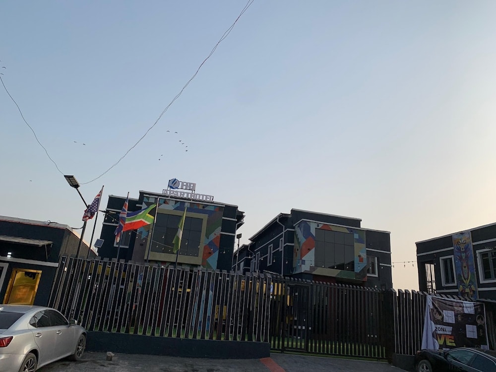 Lekki - HQ APART HOTEL