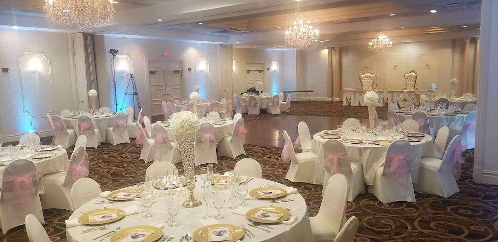 Linthicum Heights - Clarion Hotel BWI Airport Arundel Mills