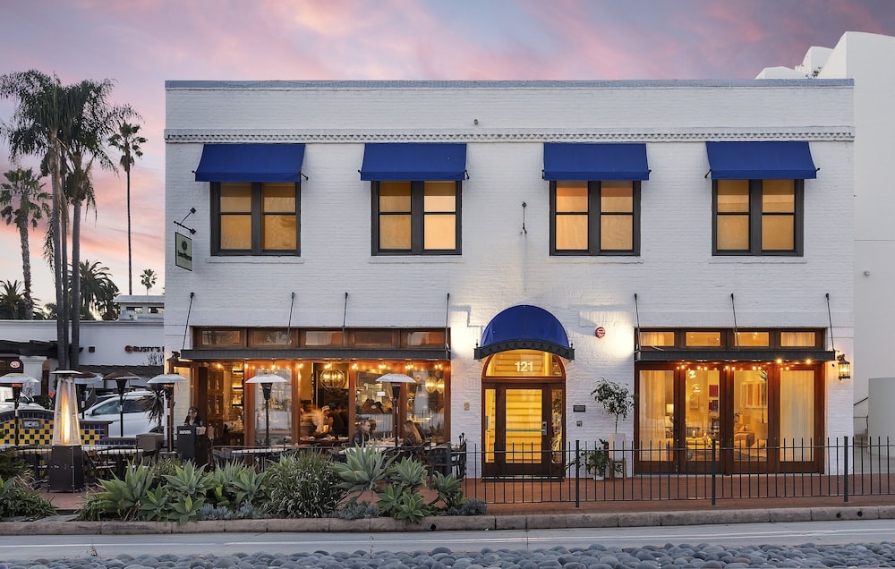 Santa Barbara - Riviera Beach House