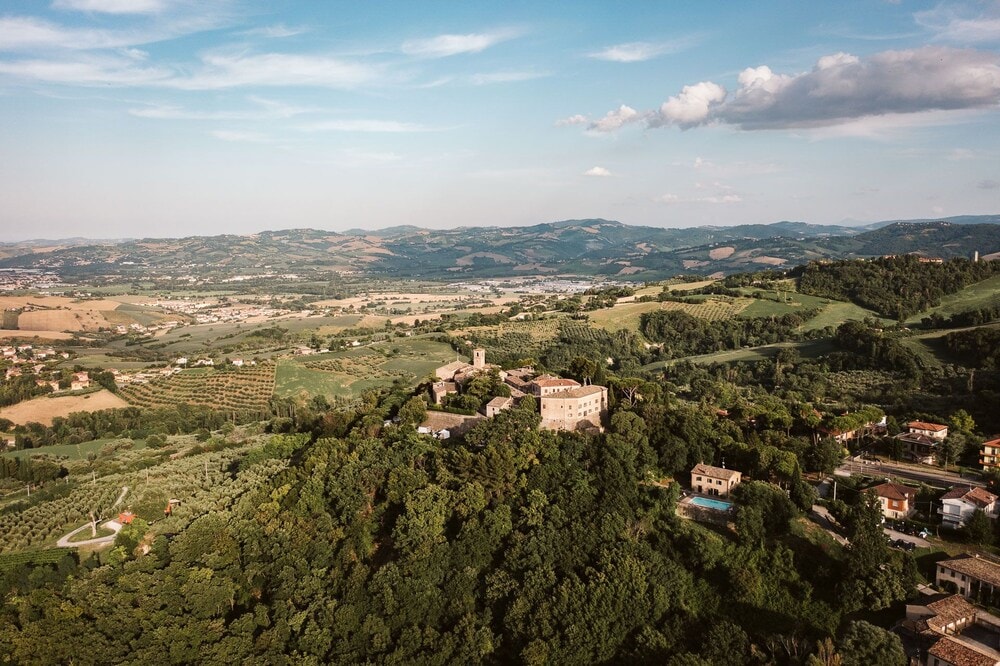 Tavullia - Palazzo Viviani Castello di Montegridolfo
