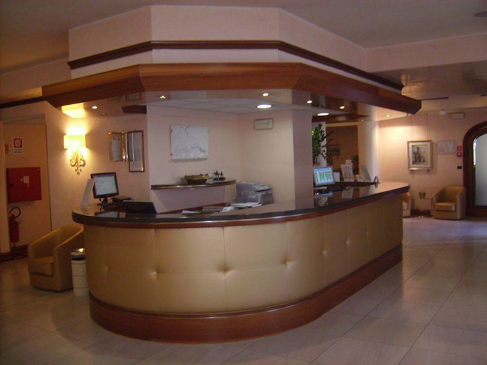 Stockholm - Venedig - Hotel Mondial