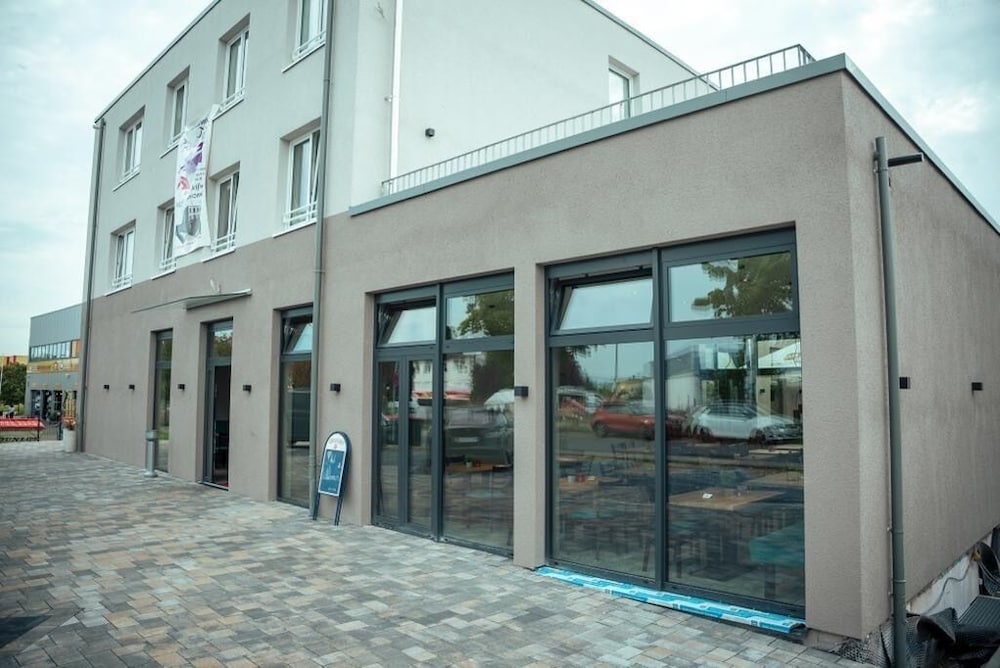 Mainz - Hotel Central Vis a Vis
