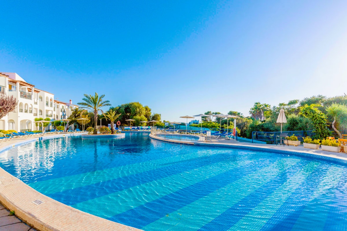 Göteborg - Ciutadella de Menorca - Vibra Caleta Playa Apartmentos-3SUP
