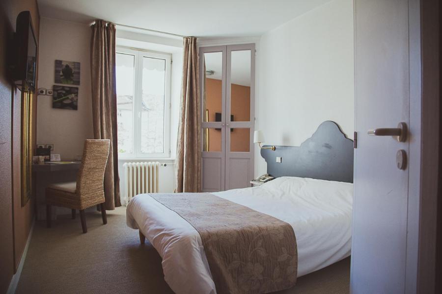 Yssingeaux - Hôtel Logis Le Bourbon