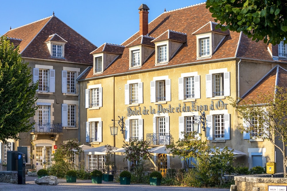 Vézelay - Hôtel Restaurant De La Poste & Du Lion D'or