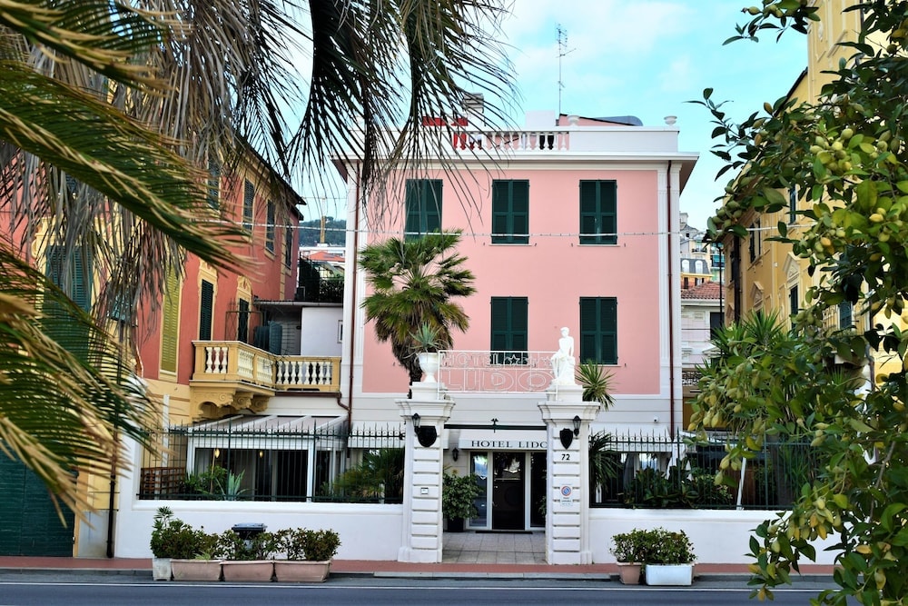 Varazze - Hotel Lido