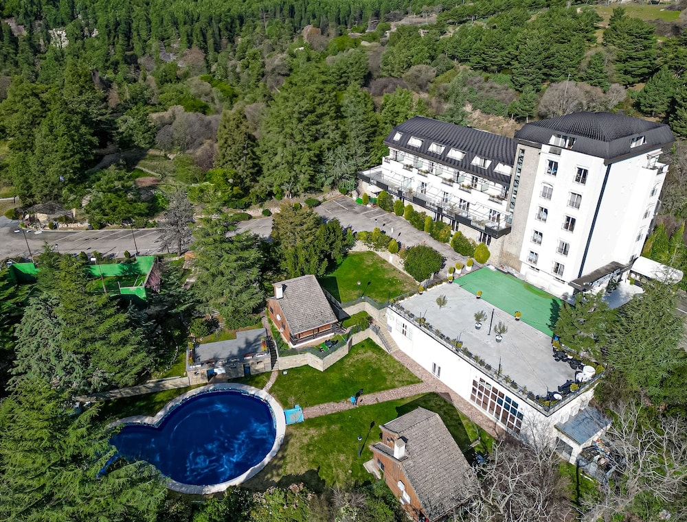 Navacerrada - Hotel Hita - Nature Experience