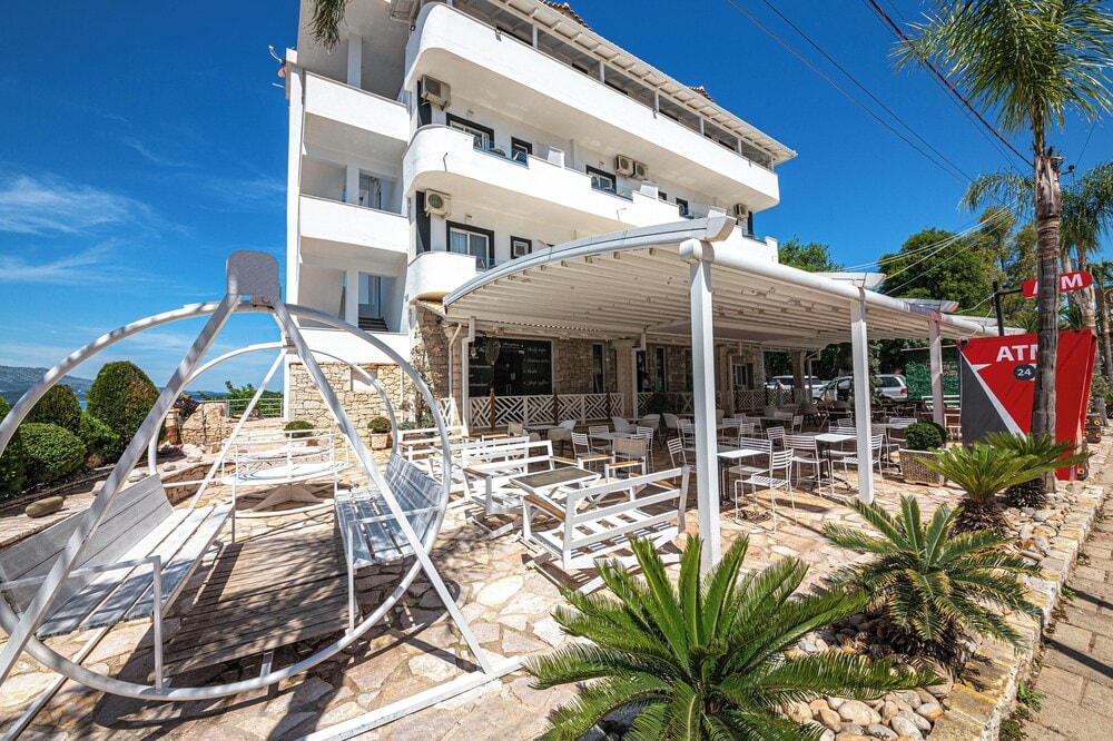 Stockholm - Ksamil - Hotel Murati