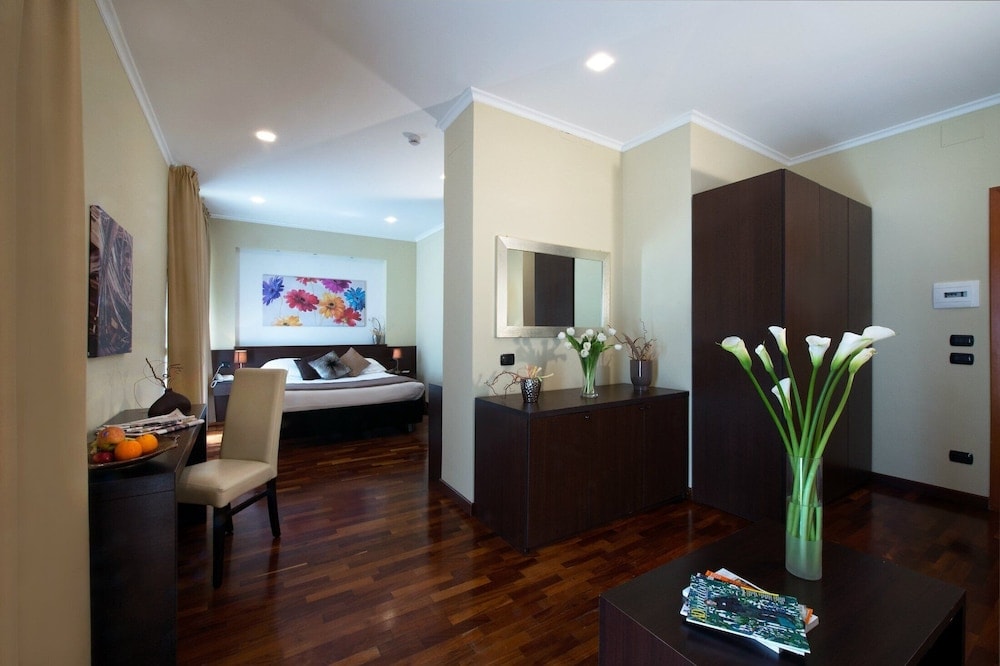 Latina - Garden Hotel