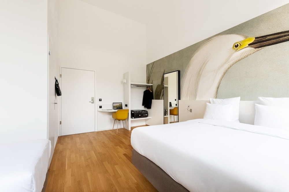 Basel - B&B HOTEL Basel