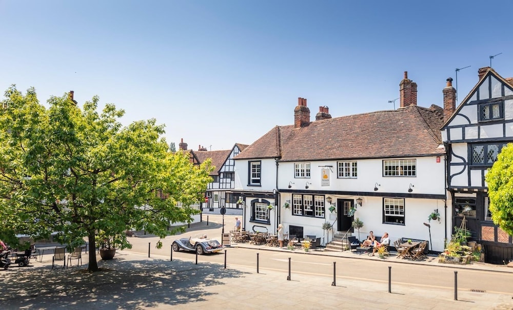 Midhurst - The Swan Inn