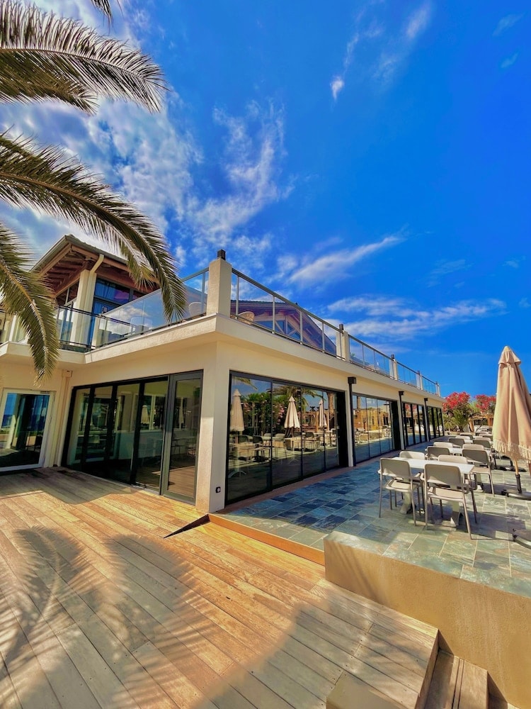 Santa-Lucia-di-Moriani - Hotel San Pellegrino