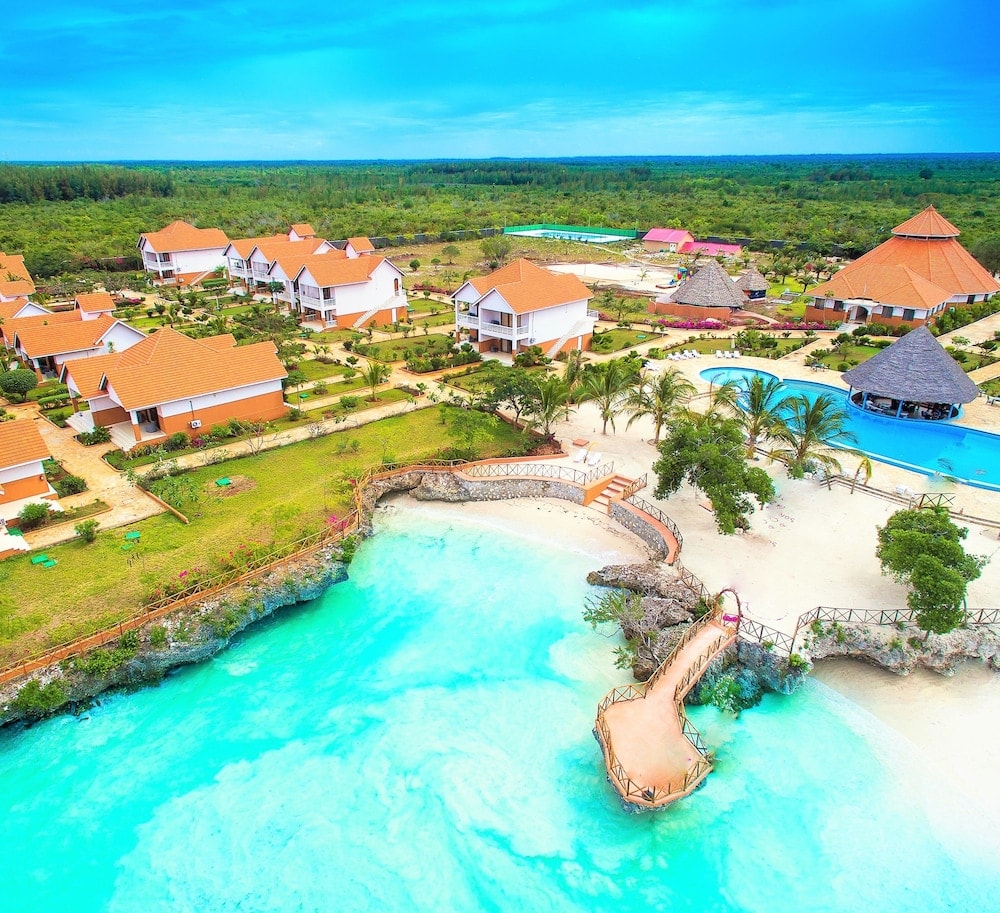 Pongwe - Azao Resort & Spa
