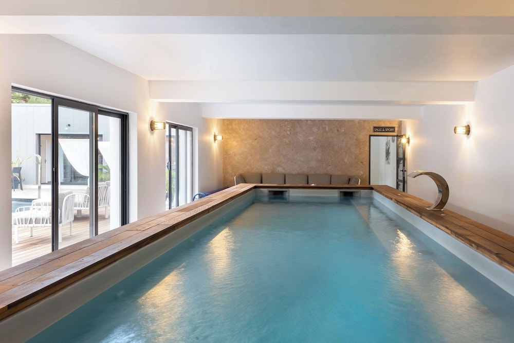 Stockholm - Calvi - Best Western Hotel Casa Bianca, Piscine Intérieure et Extérieure