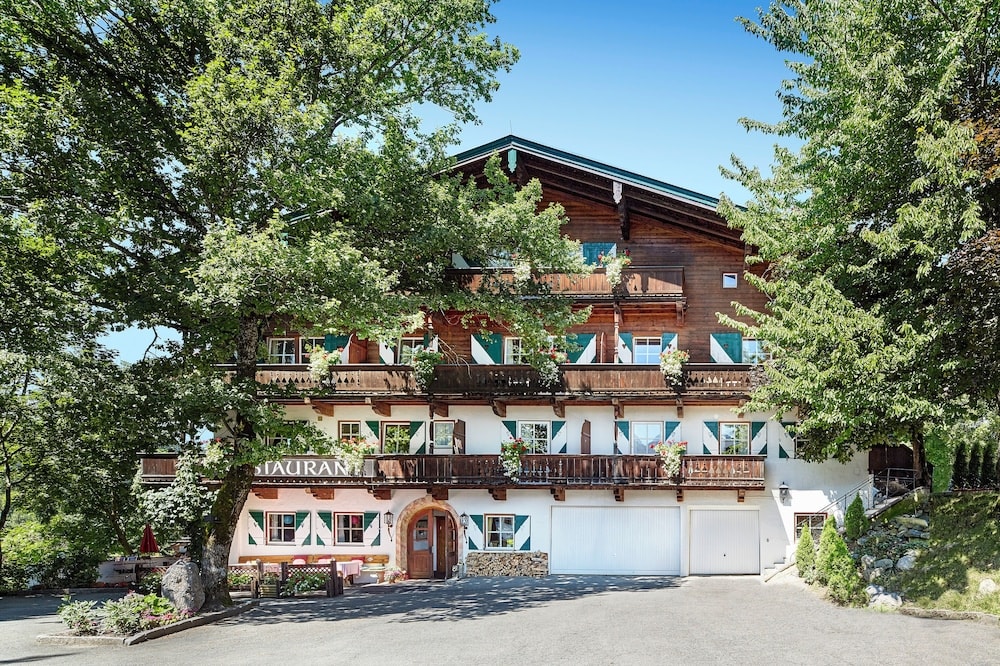 Kitzbühel - Landsitz Römerhof - Hotel Apartments