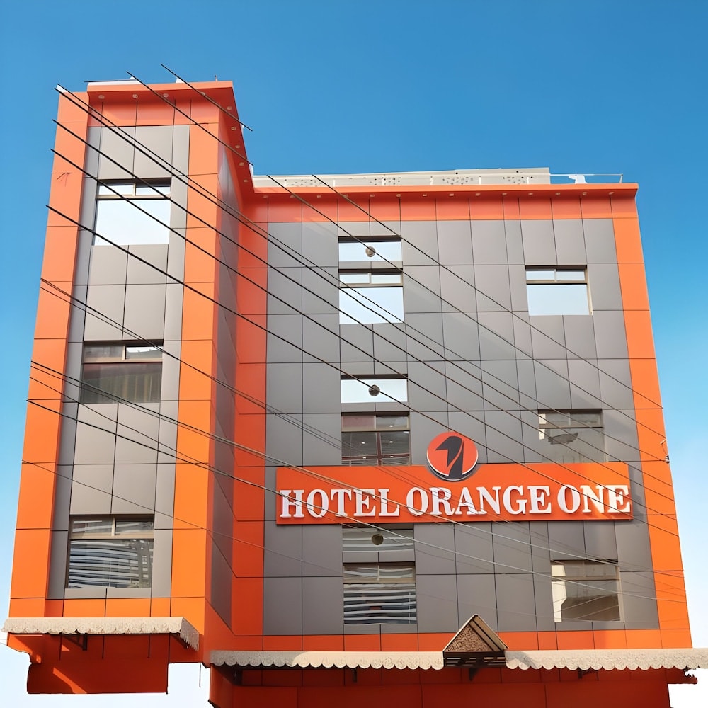 Lahore - Hotel Orange One