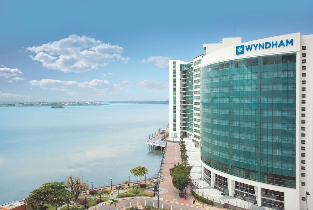 Guayaquil - Wyndham Guayaquil Puerto Santa Ana