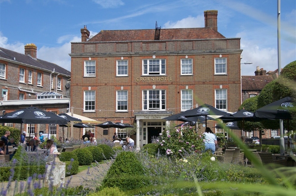 Winterborne Stickland - The Crown Hotel