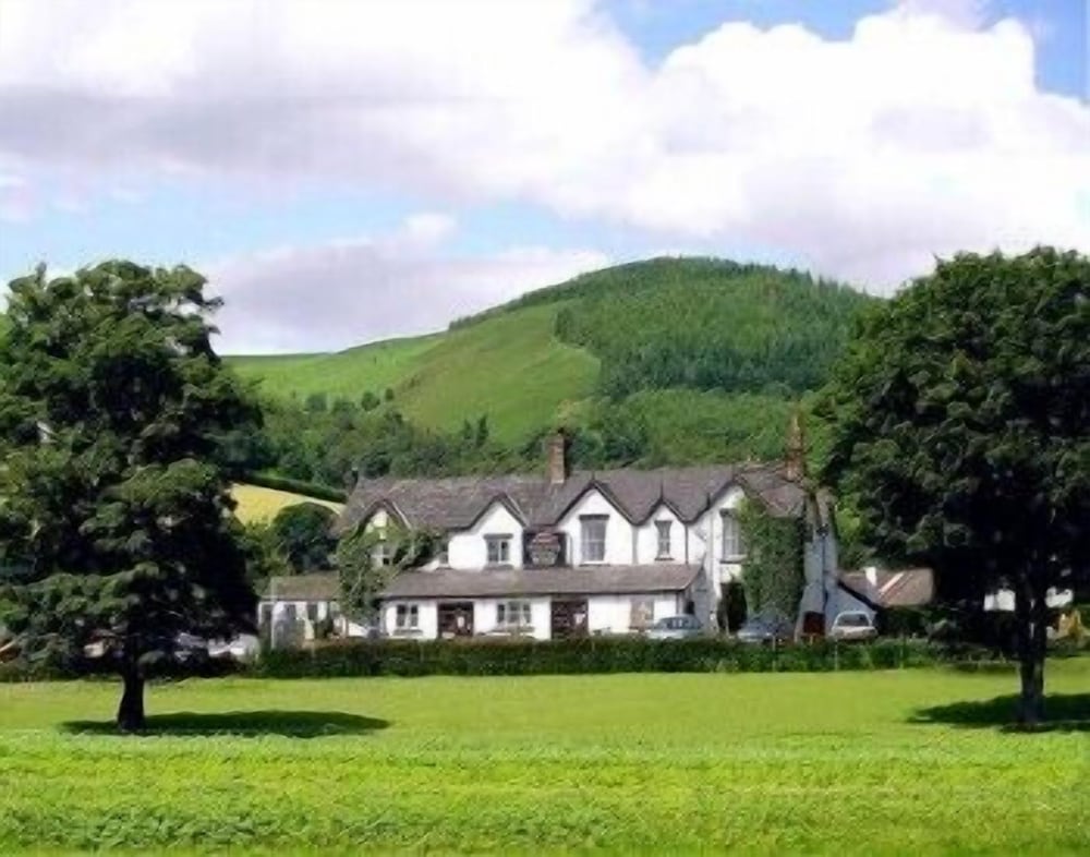 Llangollen - Abbey Grange Hotel