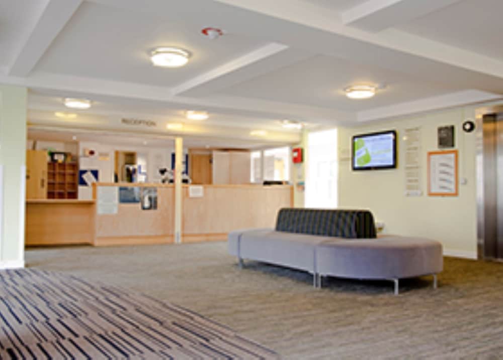Canterbury - Tyler Court, University of Kent