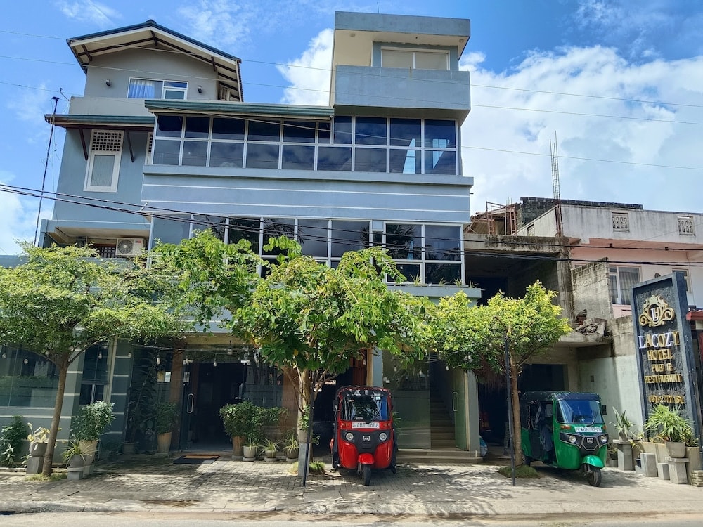 Negombo - La Cozy Hotel & Restaurant