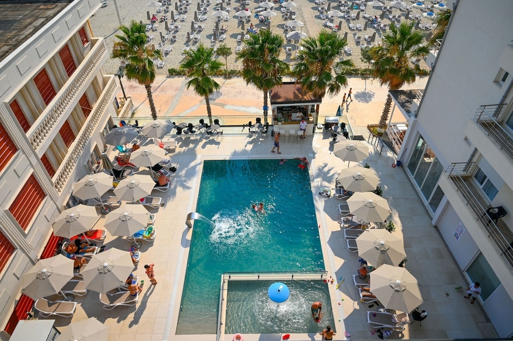 Malmö - Durrës - Adria Palace Hotel & SPA