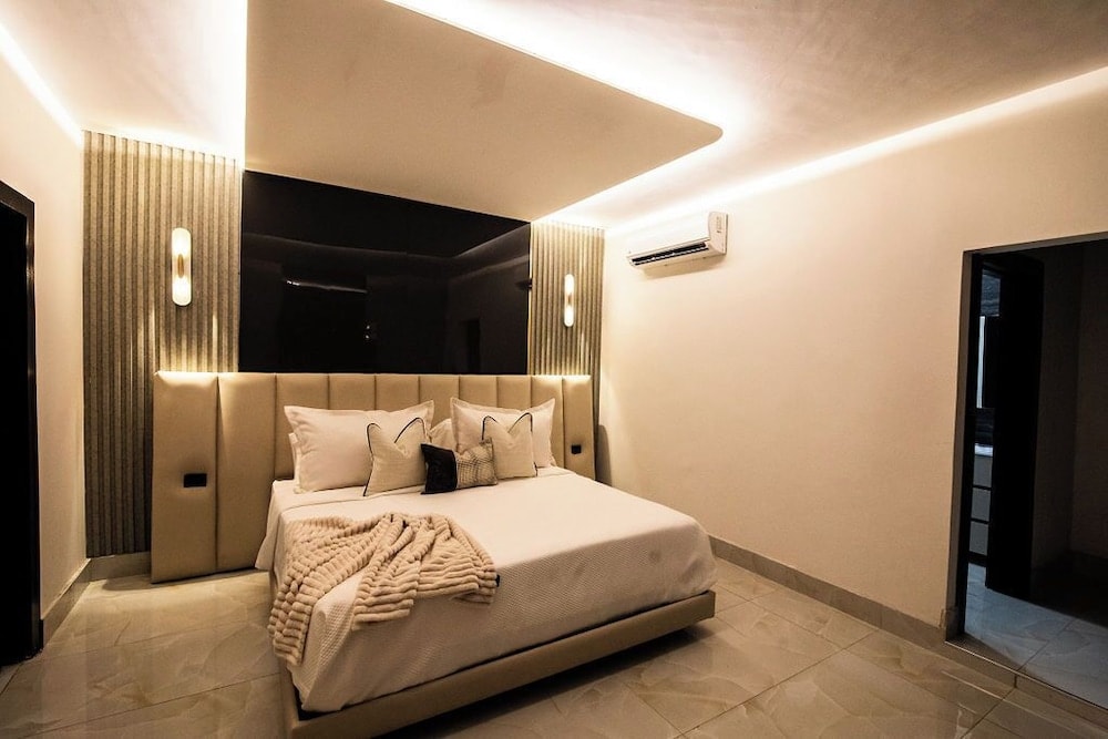 Santiago de los Caballeros - lovera hotel
