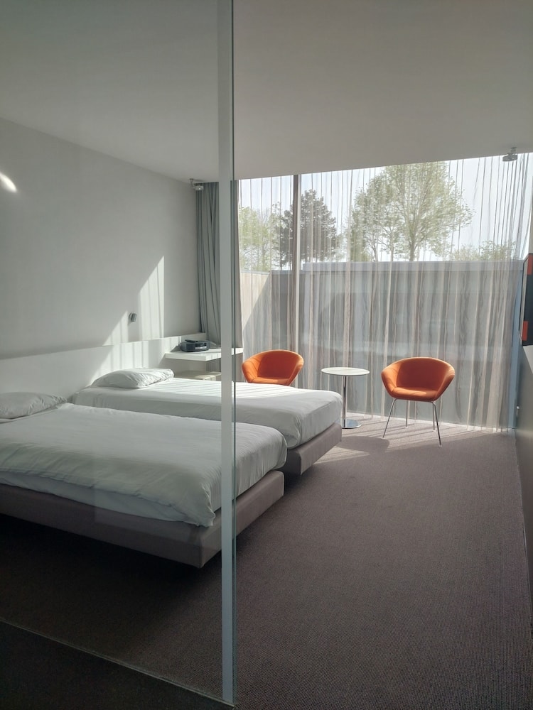 Kortrijk - D-Hotel
