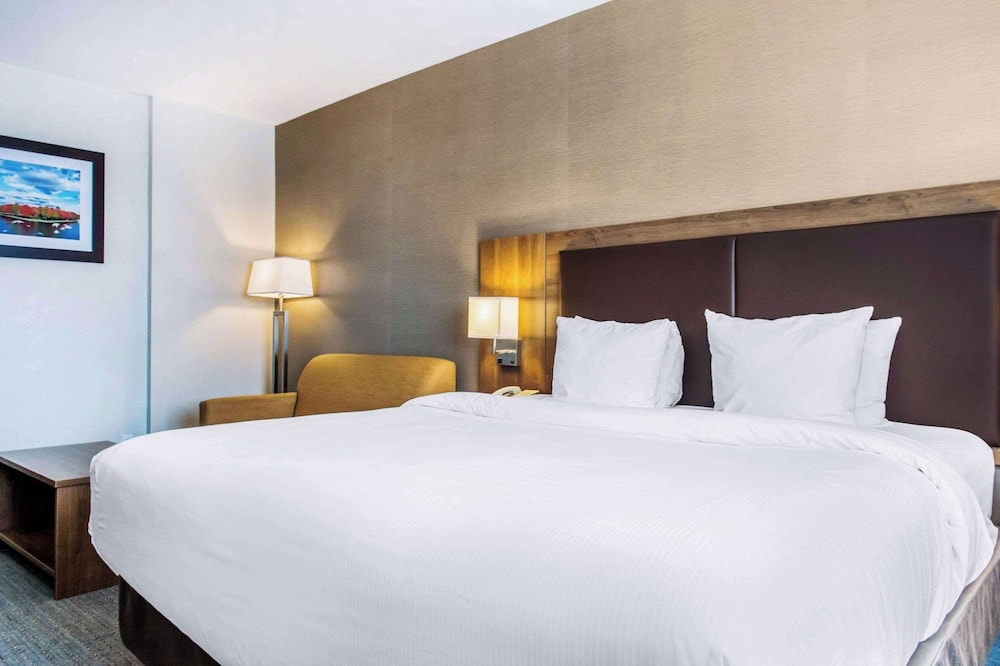 Dorval - Quality Hotel Dorval Aeroport