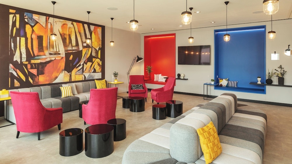 Stuttgart - Holiday Inn - the niu, Form Stuttgart Feuerbach by IHG