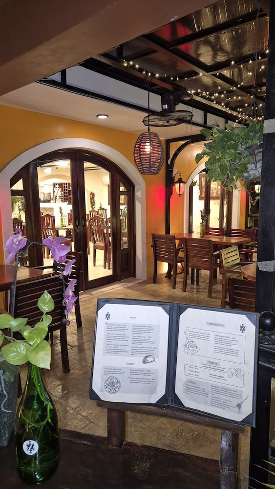 Valladolid - El Zaguán Colonial by GuruHotel
