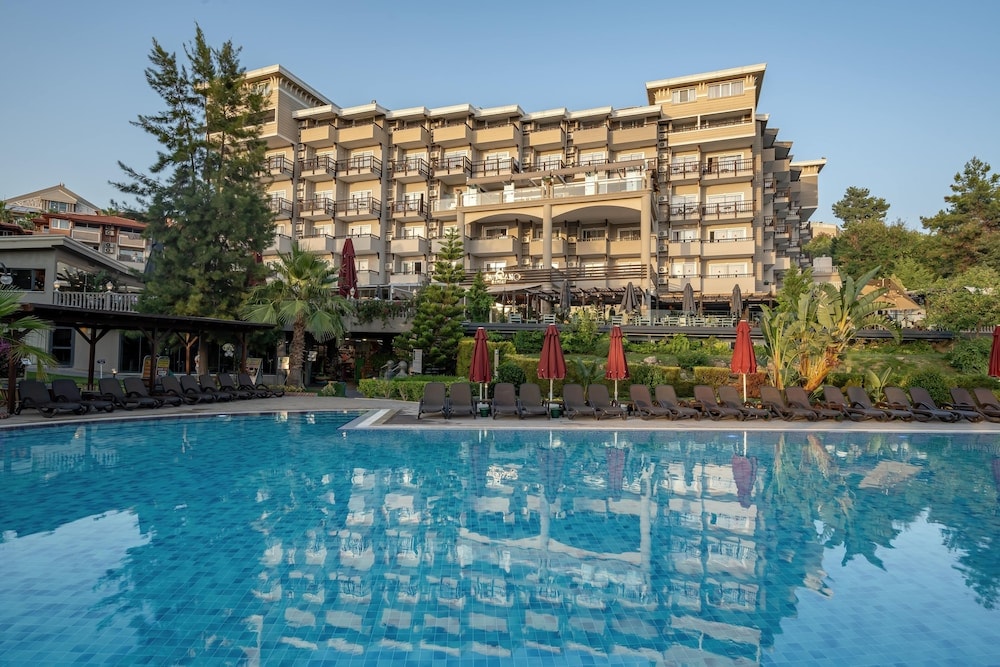 Okurcalar - Justiniano Deluxe Resort