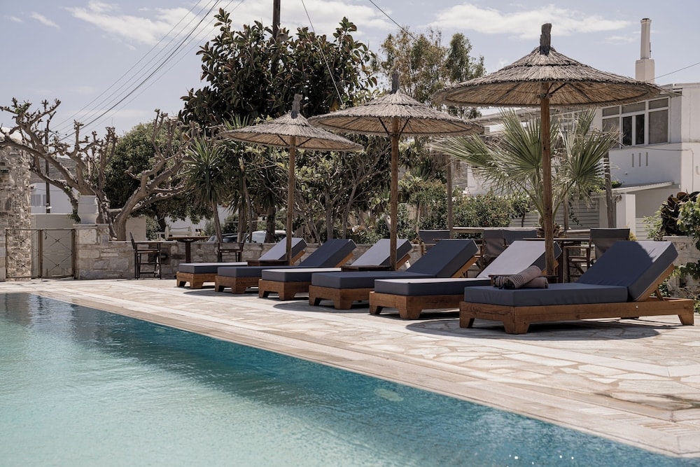 Naousa, Paros - Christiana Hotel