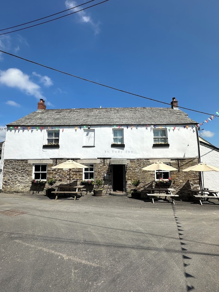Port Isaac - St Tudy Inn