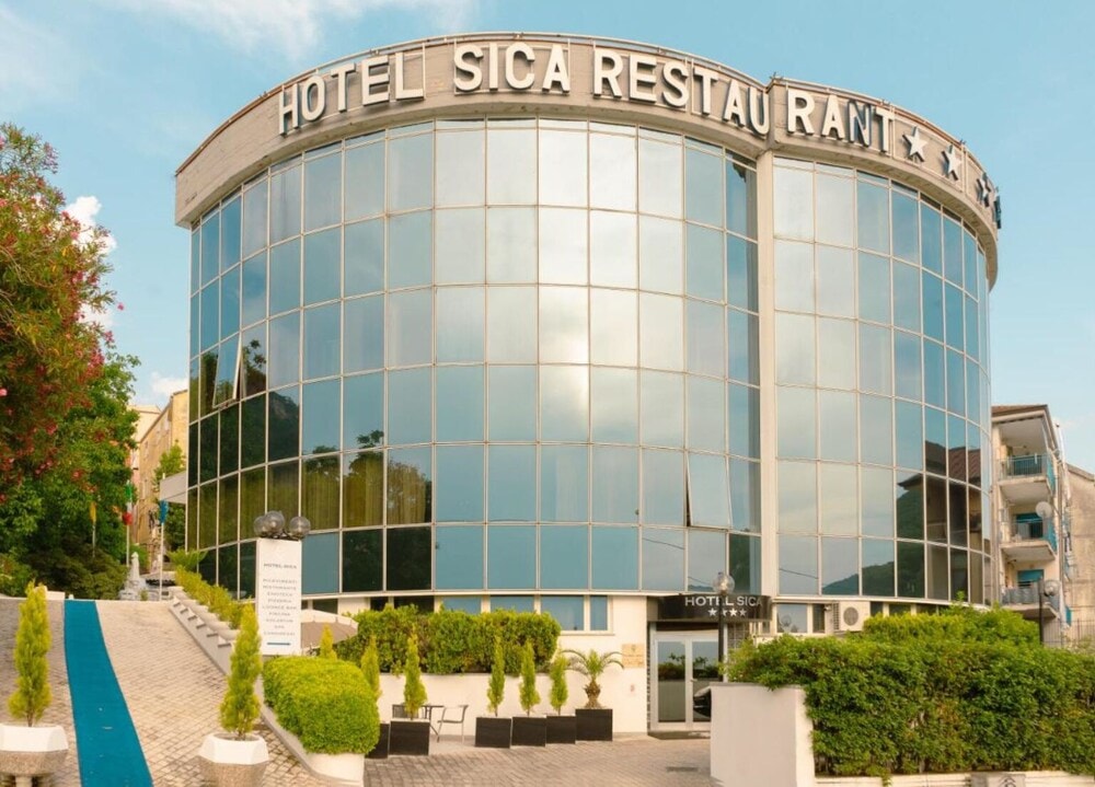 Montecorvino Pugliano - Hotel Sica